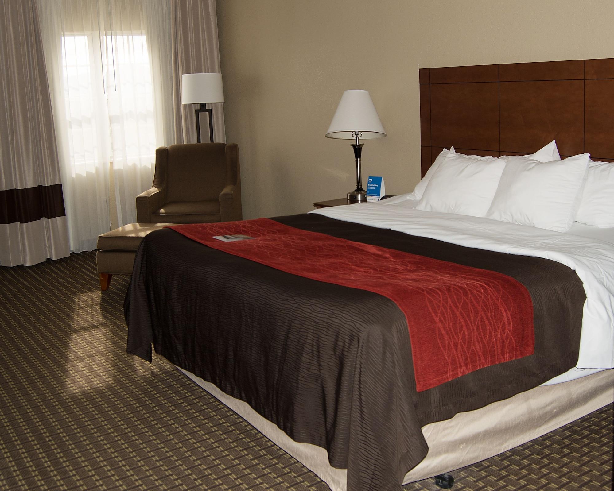 Comfort Inn & Suites Raphine - Lexington Near I-81 And I-64 Экстерьер фото