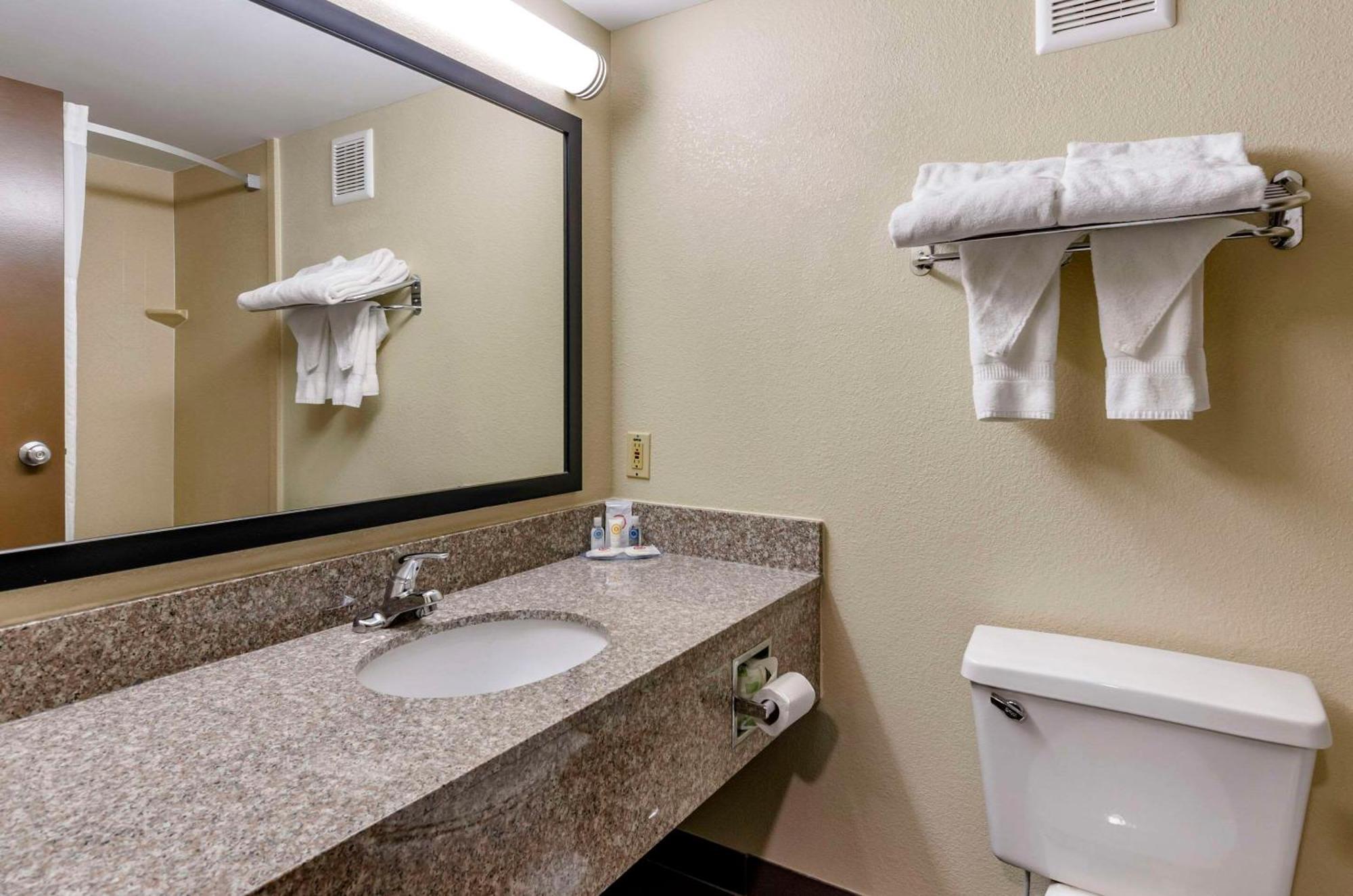 Comfort Inn & Suites Raphine - Lexington Near I-81 And I-64 Экстерьер фото